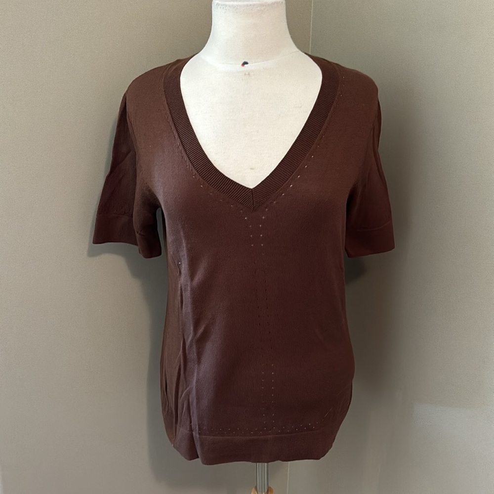 Tommy Bahama Short Sleeve VNeck Brown Sweater Size Medium